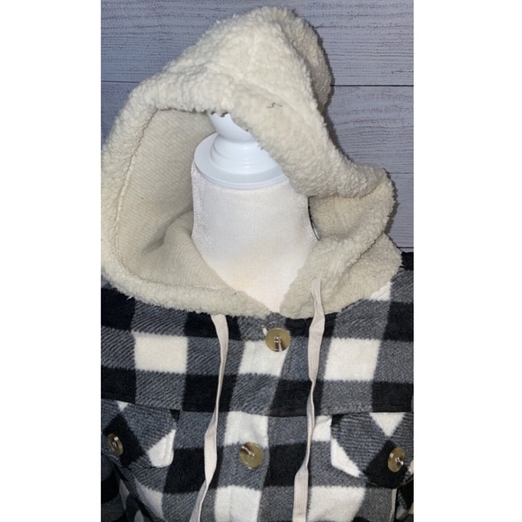 NWT Hippie Rose Juniors Cropped Sherpa Hoodie Jacket - Picture 5 of 5